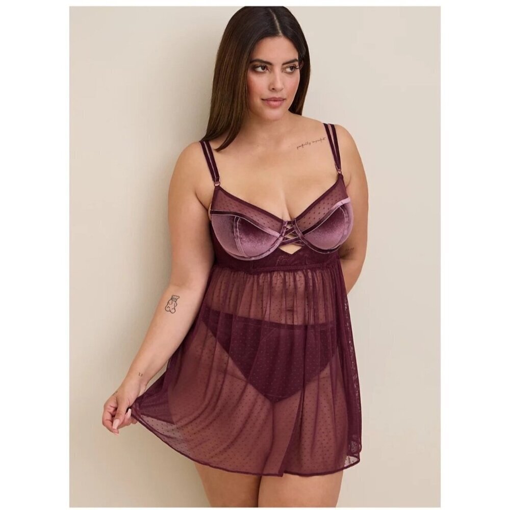 Torrid Lace and Velvet Babydoll Nightgown Underwire Size 4X Double Strap Feminin